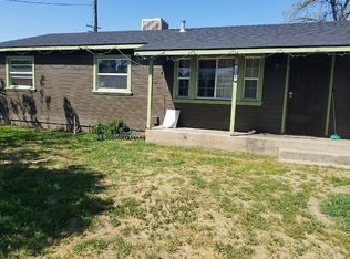 1249 Paul St, Porterville, CA 93257