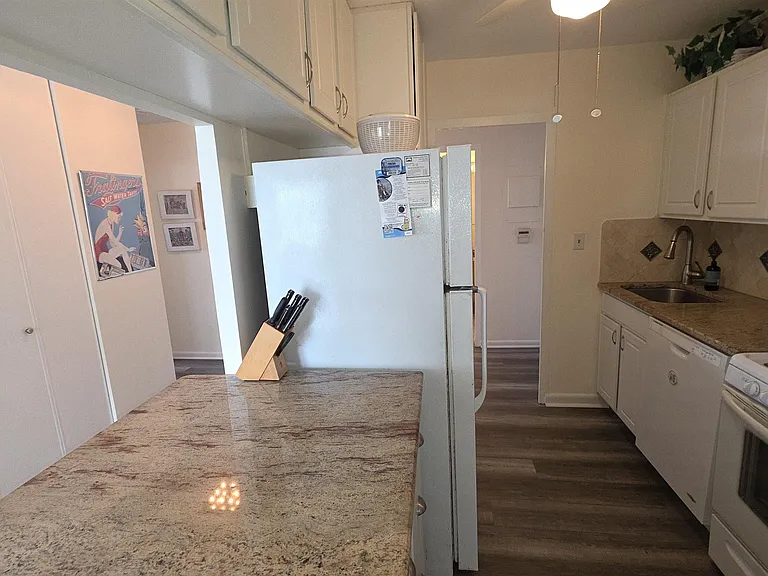 9400 Atlantic Ave #718 — Photo 8