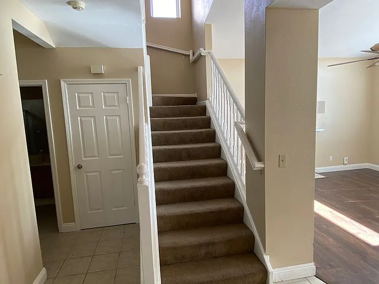 229 Potrero St — Photo 14