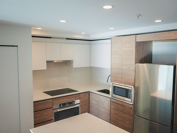 3rd image of 13655 Fraser Hwy #2710