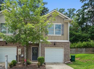 3271 Pennington Dr, Lithonia, GA 30038