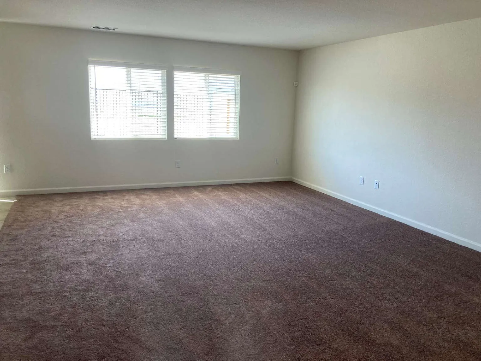 3 bed, 2.5 bath, 1710 sqft, $2,795 — Photo 4