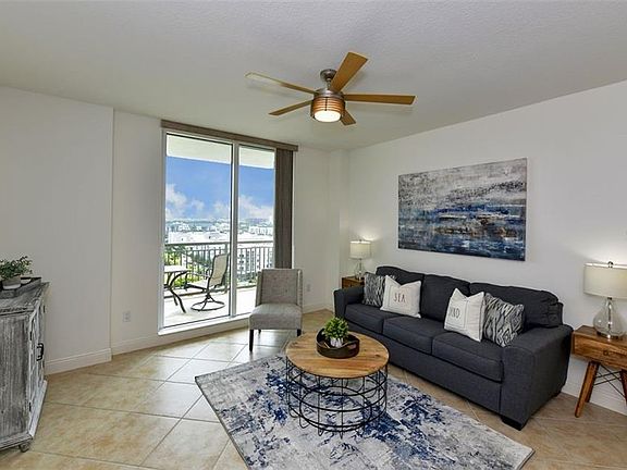 4th image of 800 N Tamiami Trl Unit 1008