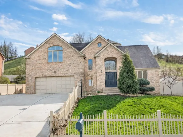 5542 Saddlebrook Dr, Bethel Park, PA 15102