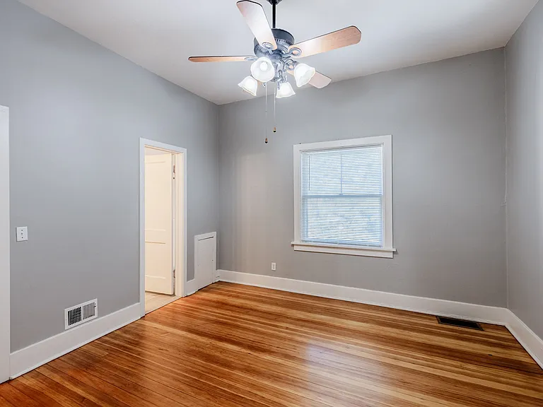 3815 Dewey Ave — Photo 29