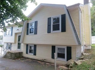 484 Vincellette St, Bridgeport, CT 06606