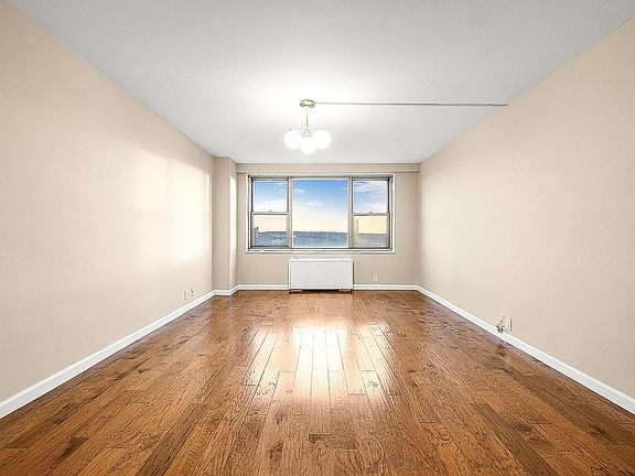 5th image of 70-25 Yellowstone Blvd #14O