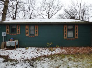 70570 Lakeview Dr, White Pigeon, MI 49099