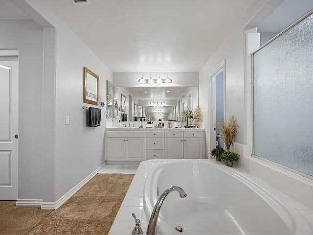 3238 Elysia St — Photo 56