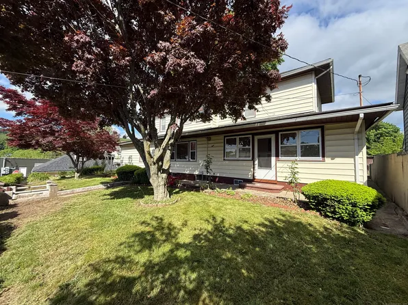 8 Cliff Street, Naugatuck, CT 06770