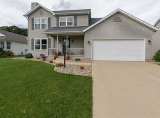 3227 Field Gate Dr, South Bend, IN 46628