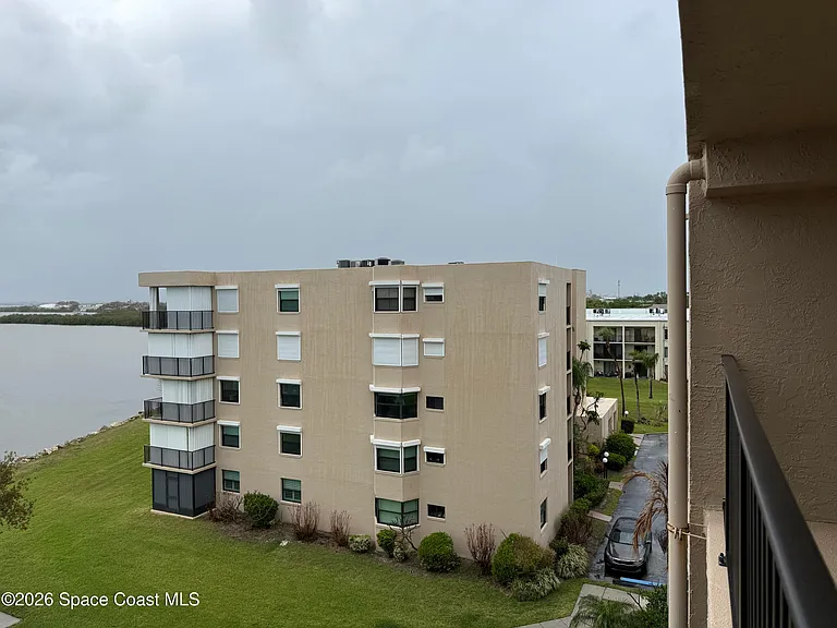 201 International Dr #653 — Photo 41