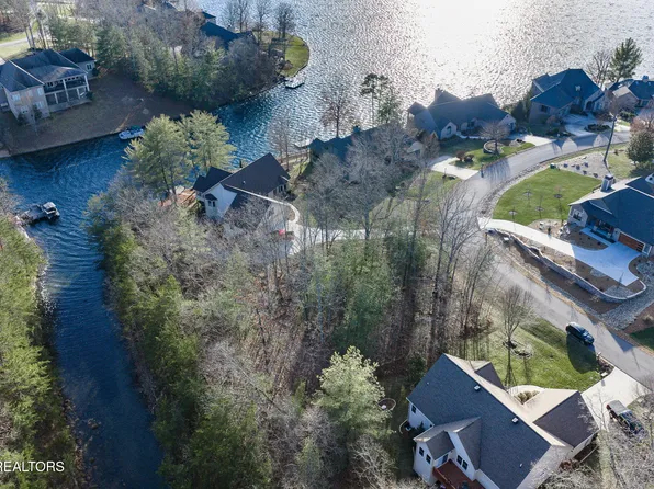 26 Camden Ct, Fairfield Glade, TN 38558