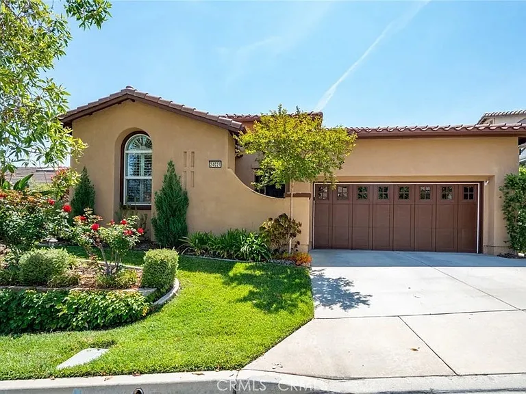 24024 Augusta Dr — Photo 1