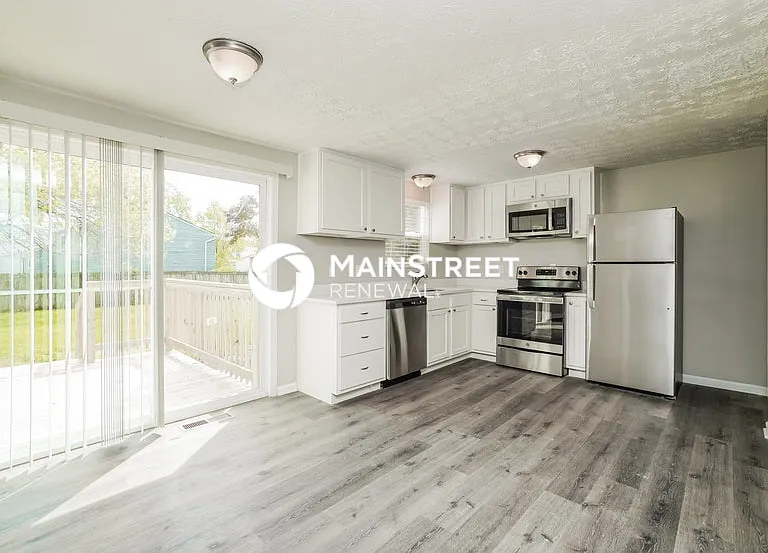 696 Maclam Dr — Photo 8