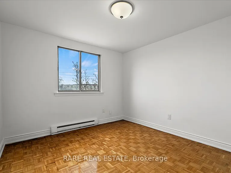 7555 Goreway Dr #258 — Photo 9