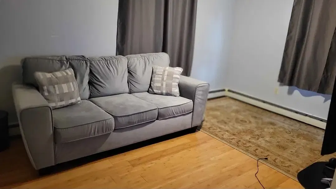 3 bed, 1.5 bath, 1400 sqft, $3,500 — Photo 3