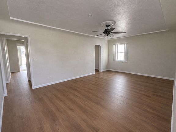 2nd image of 3208 Tecumseh Ave