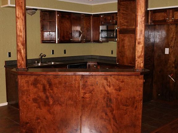 3rd image of 24 Daffodil Ln