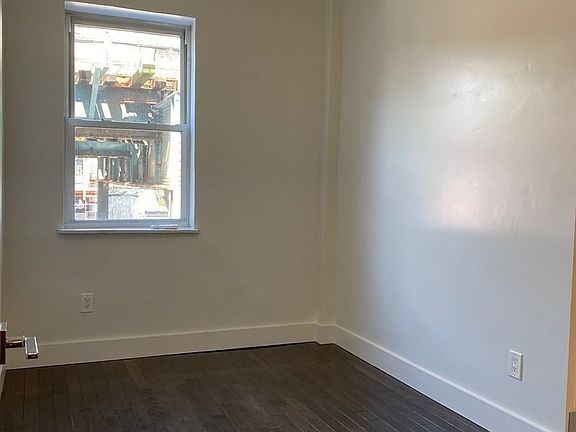3rd image of 1134 E 105th St Floor 1