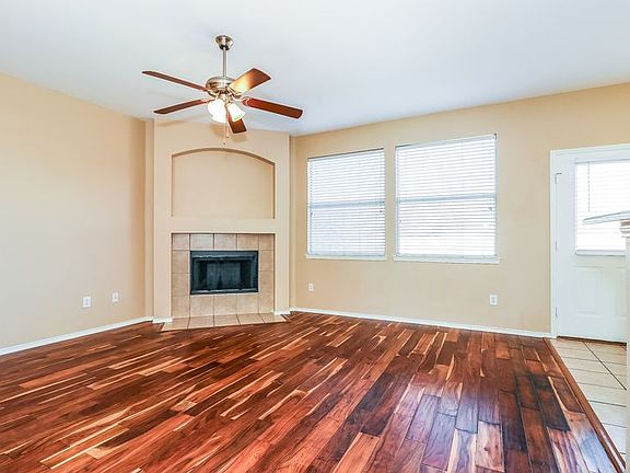 3rd image of 1304 Blue Gill Ct