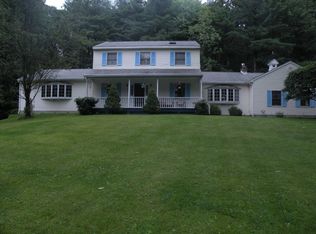 698 Fischer Rd #698, Kinderhook, NY 12106