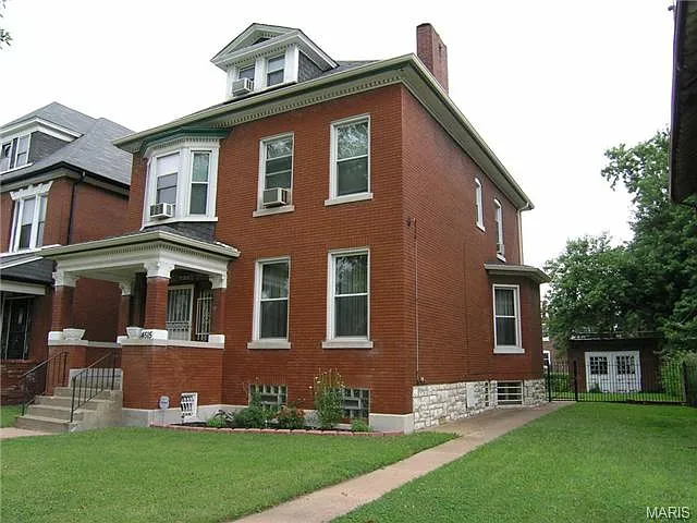 4515 Holly Ave photo 1