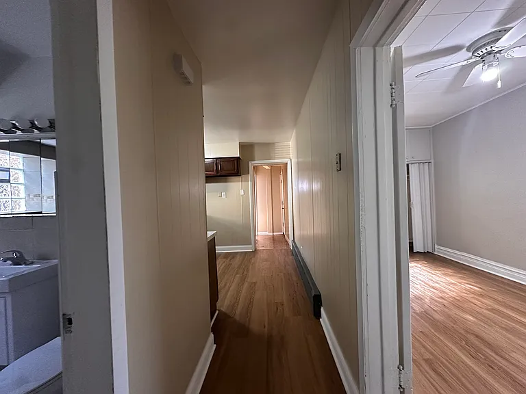 10226 S Rhodes Ave #2 — Photo 8