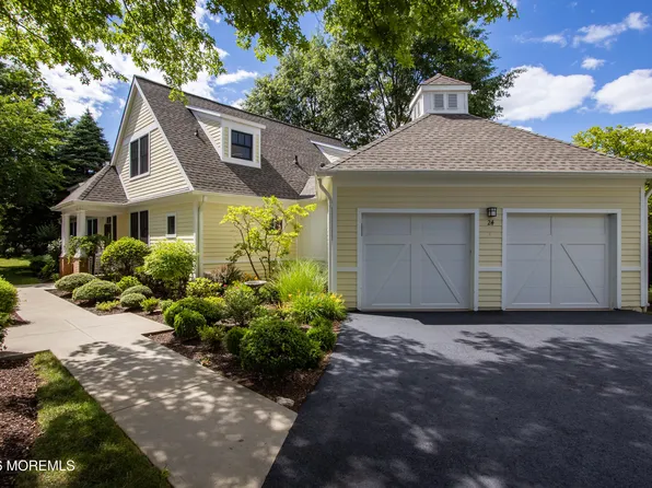 24 Adams Way, Shrewsbury Boro, NJ 07702