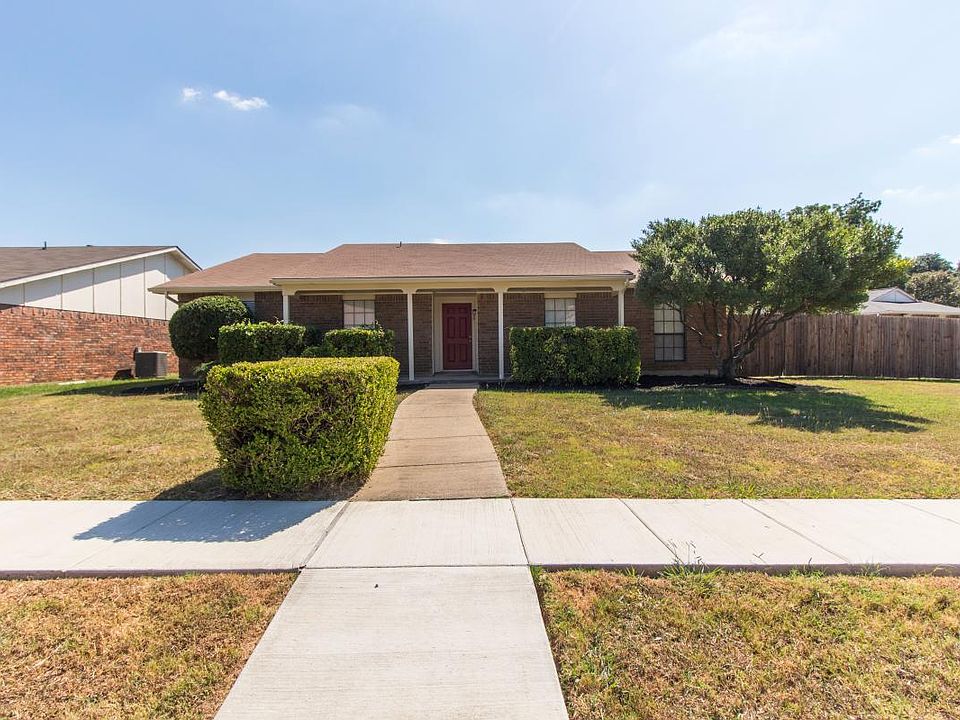1st image of 555 Havencrest Ln
