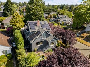 2070 N 78th St, Seattle, WA 98103