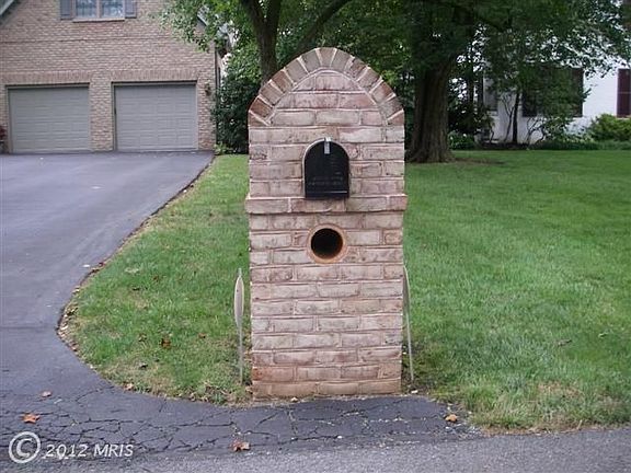 2nd image of 13020 Gordon Cir