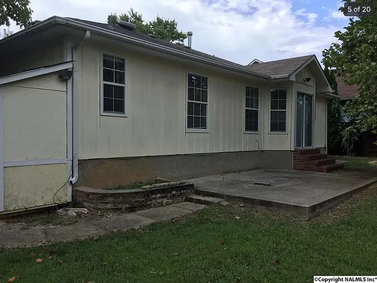105 Fernwood Cir — Photo 3