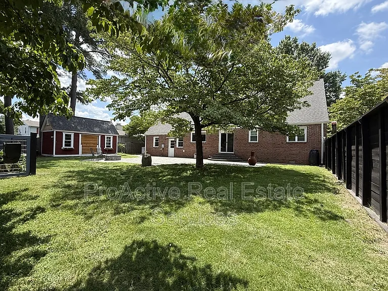 1300 Elk Ave — Photo 12