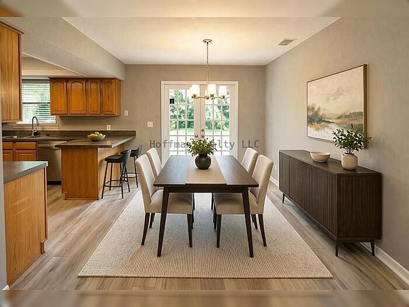 4th image of 6005 Christy Ln