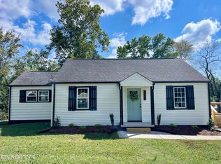 206 N Laurel Cir, Knoxville, TN 37912