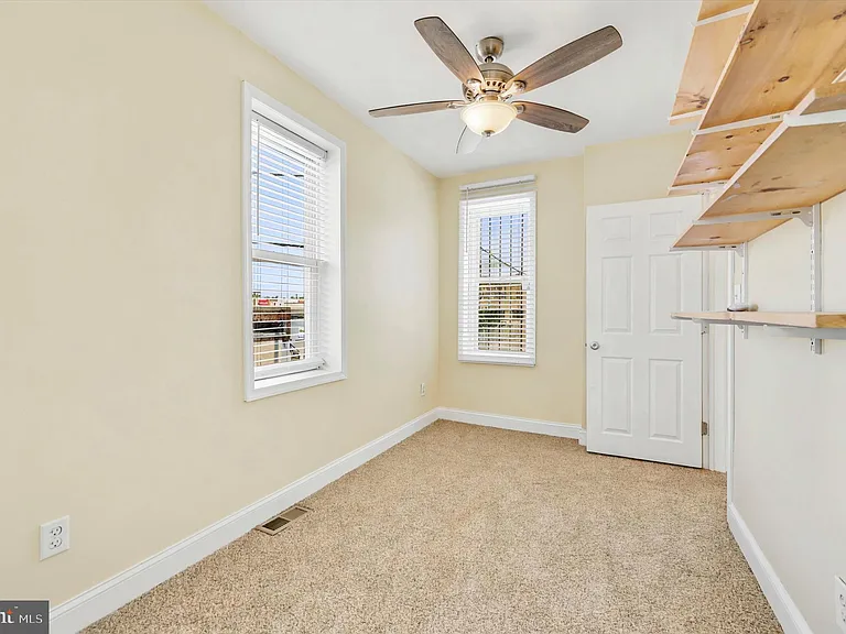 3220 Jasper St — Photo 9