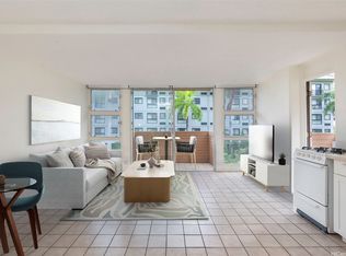 454 Namahana St APT 404, Honolulu, HI 96815
