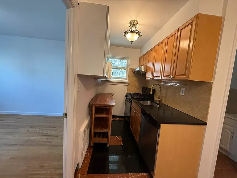 25-20 47th St #1 — Photo 11