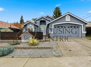 5000 Skyway Dr, Fair Oaks, CA 95628