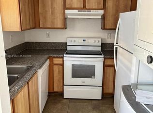 2062 NE 167th St #3-112, North Miami Beach, FL 33162