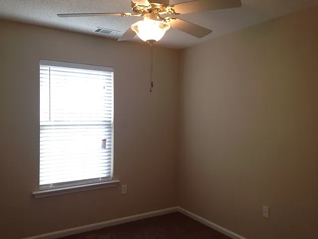 228 Standing Pines Cir — Photo 9