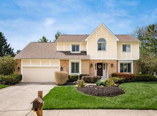 327 Whetstone Dr W, Powell, OH