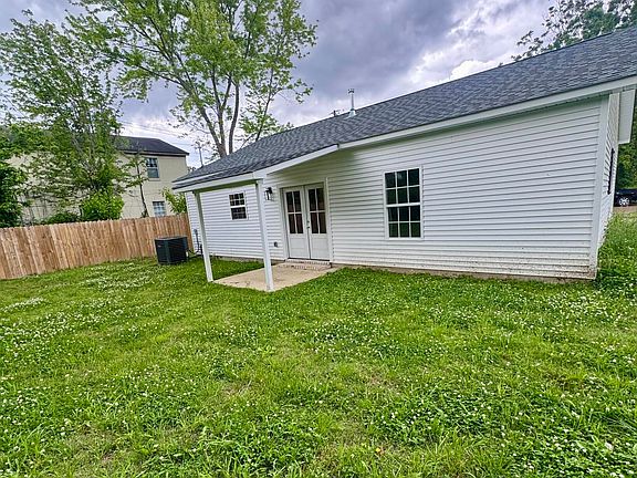 3rd image of 106 Jelk St
