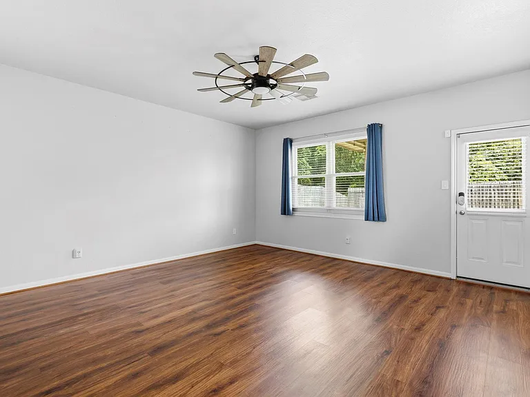 11502 Stonepine Meadow Ct — Photo 13