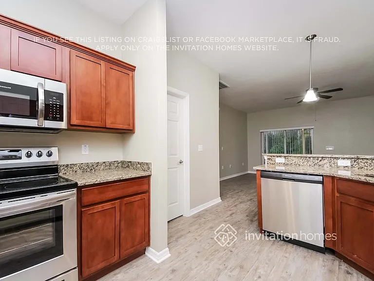 3605 Bristol Cove Ln — Photo 4