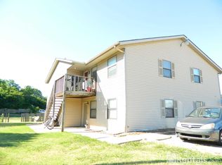 302 Vicksburg Cir APT A, Norman, OK 73071