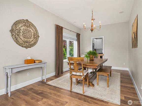 3rd image of 17201 93rd Avenue E