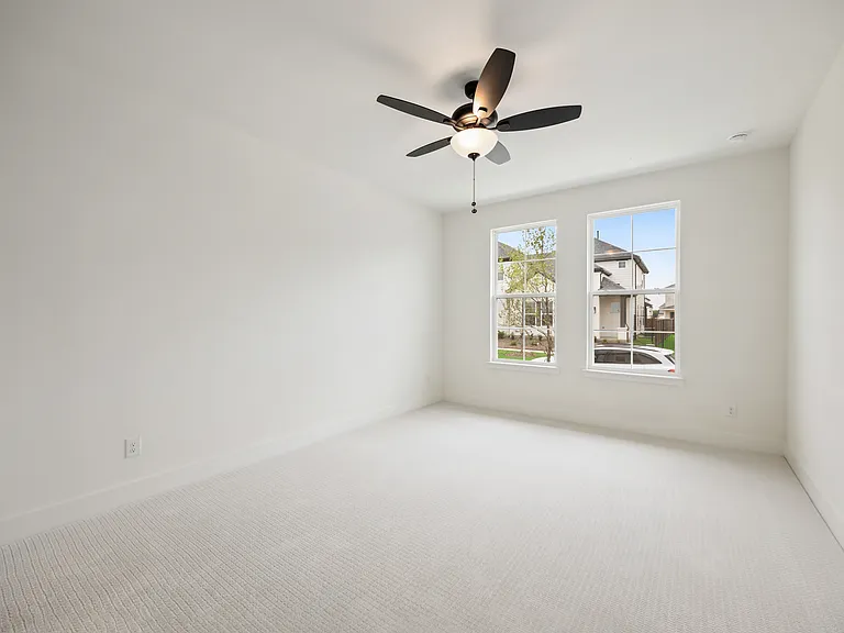 7066 Lathrop Ln — Photo 6