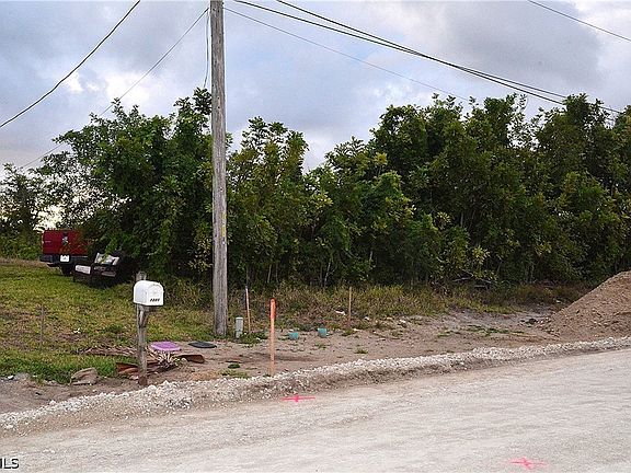 5th image of 1217 NE 13th Pl